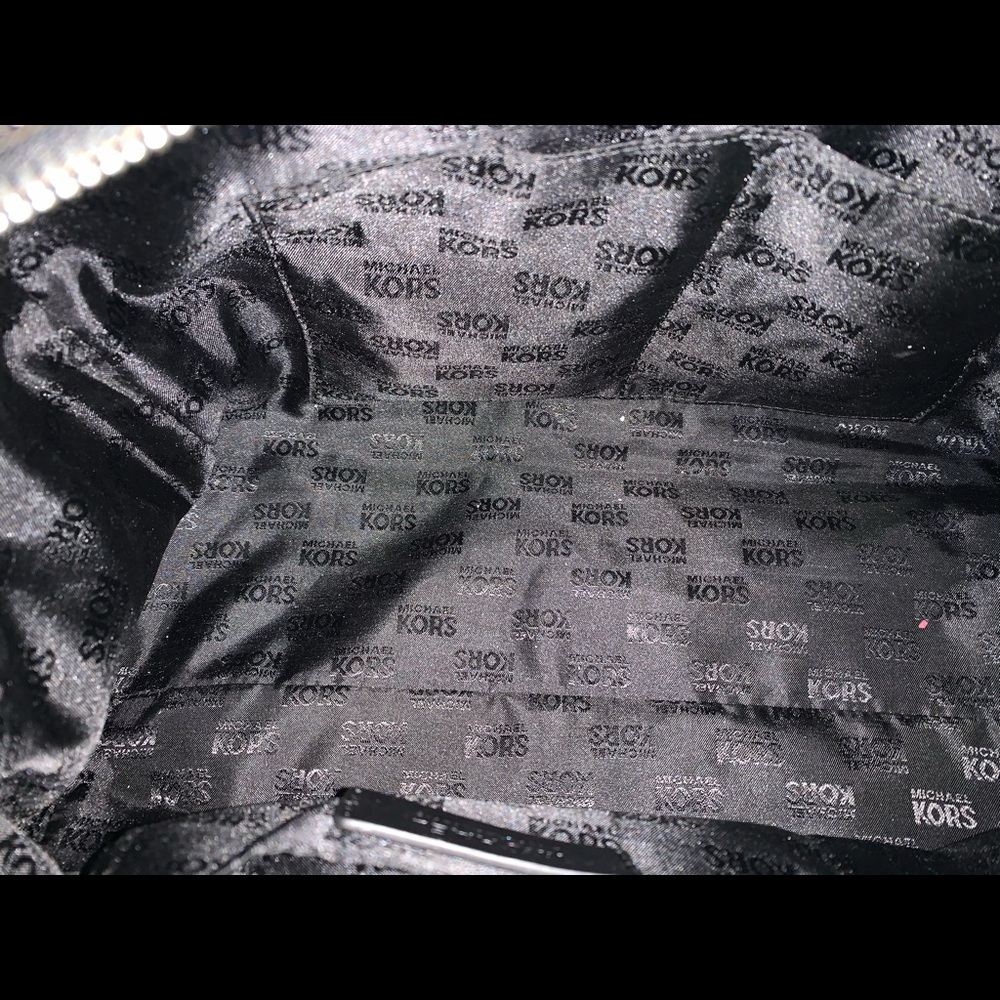 Authentic Michael Kors Handbag - image 6